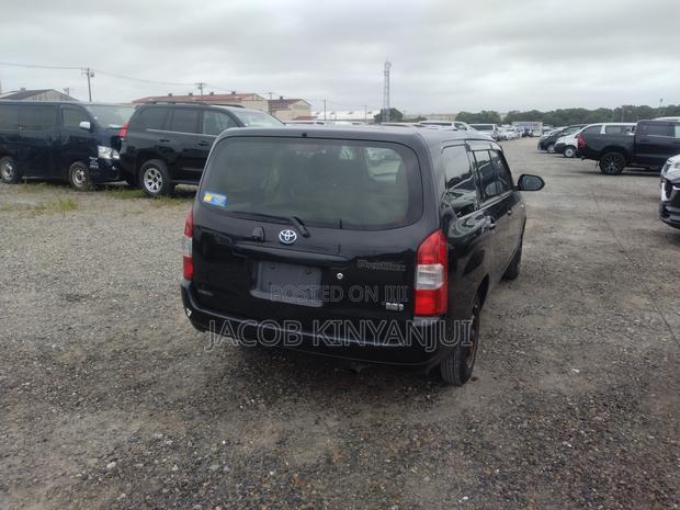 Toyota Probox 1.5 Hybrid F 2021 Black