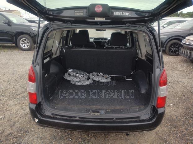 Toyota Probox 1.5 Hybrid F 2021 Black