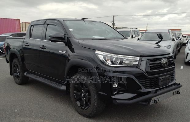 Toyota Hilux 2.4 Diesel 2020 Black