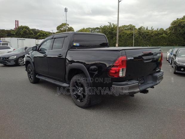 Toyota Hilux 2.4 Diesel 2020 Black