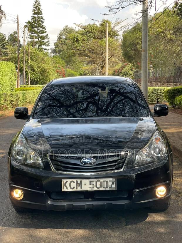 Subaru Outback 2010 Black