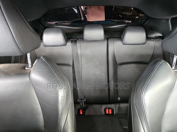 Toyota C-HR XLE Prermium FWD (2.0L 4cyl 2AM) 2018 Green