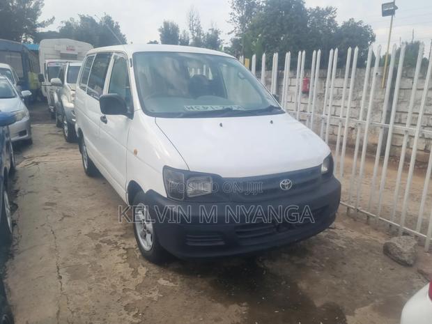 Toyota TownAce 2003 White