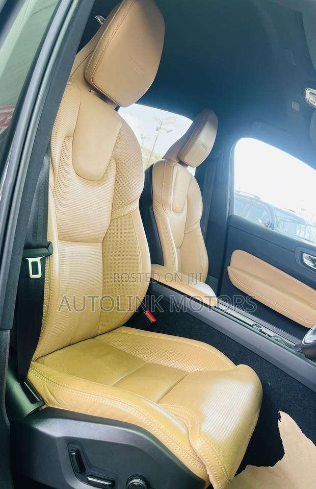Volvo XC60 T5 Inscription AWD 2019 Green