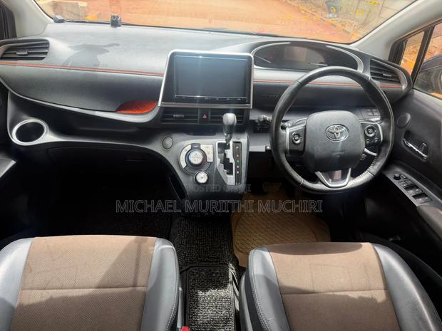 Toyota Sienta 2019 Black