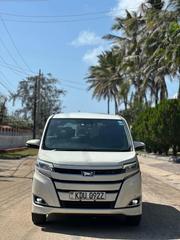 Toyota Noah 2019 Pearl for sale
