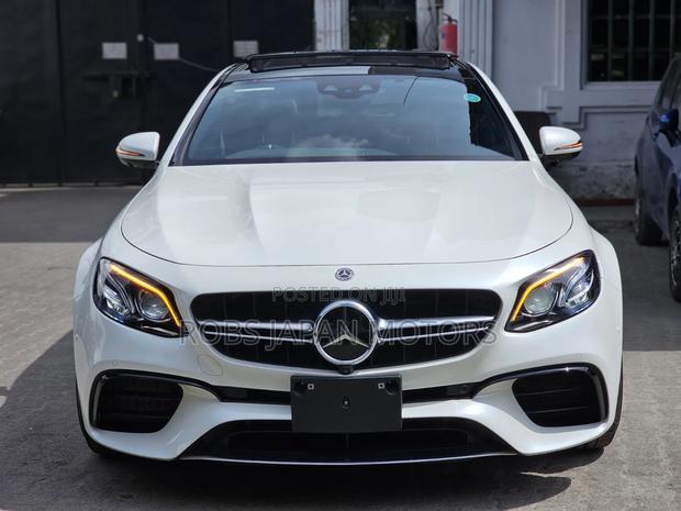 Mercedes-Benz E63 2018 Off white
