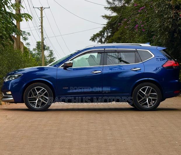 Nissan X-Trail 2.0 Hybrid FWD 2019 Blue