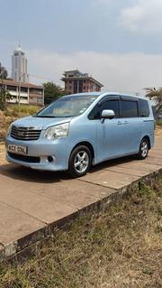 Toyota Noah 2012 Blue for sale