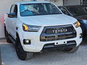 Toyota Hilux 2022 Pearl for sale