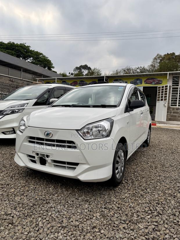 Daihatsu Mira 2019 White