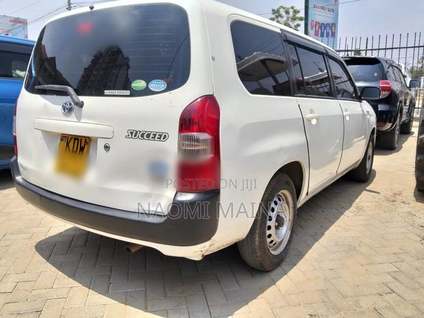 Toyota Succeed 2019 White