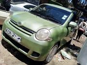 Toyota Sienta 2010 Green for sale
