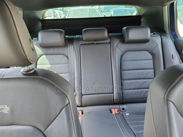 Volkswagen Golf R 4-Door w/DCC & Navigation 2018 Blue