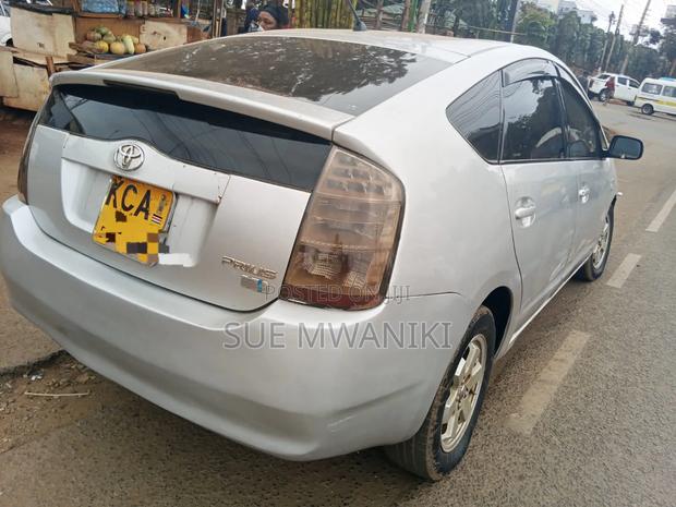 Toyota Prius 2010 Silver
