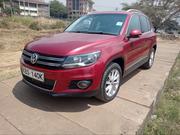 Volkswagen Tiguan S 4Motion 2011 Red for sale