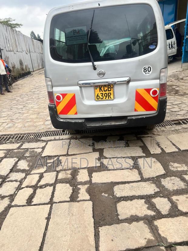 Nissan Caravan 2007 Silver
