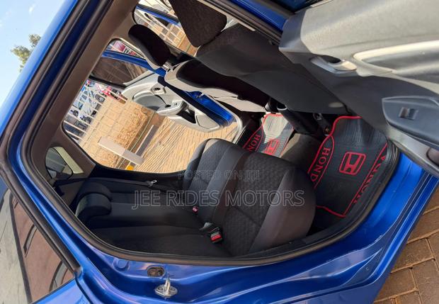 Honda Fit 2016 Blue