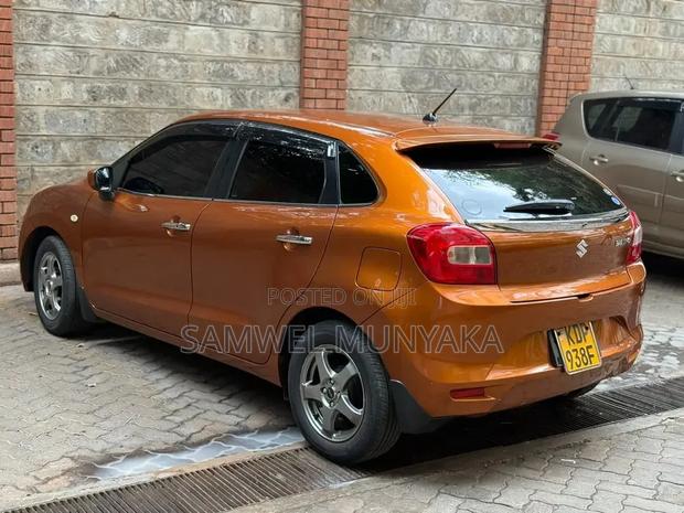 Suzuki Baleno 2018 Orange