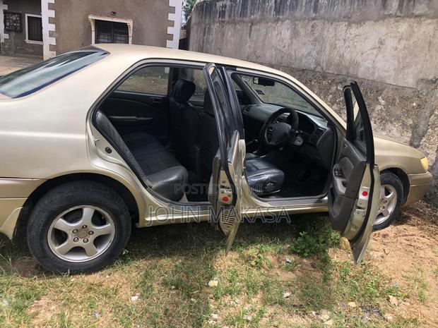 Toyota Corona 1999 Beige
