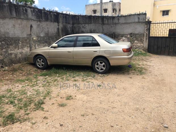Toyota Corona 1999 Beige