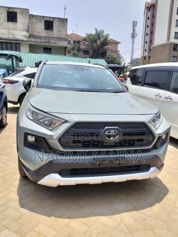 Toyota RAV4 Adventure 2019