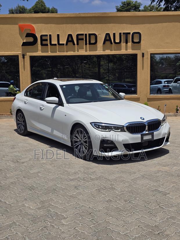 BMW 330i 2020 White