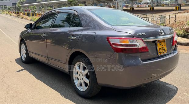 Toyota Premio 2014 Gray