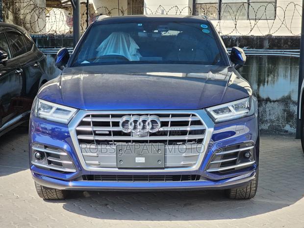 Audi Q5 2.0T Premium AWD quattro 2019 Blue