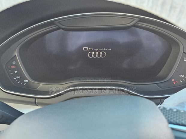Audi Q5 2.0T Premium AWD quattro 2019 Blue