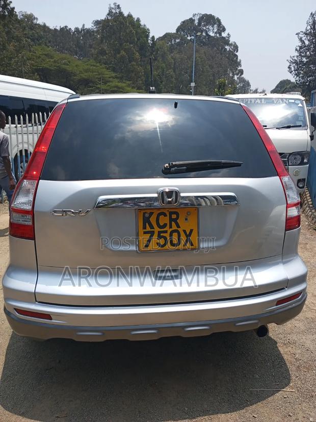 Honda CR-V 2011 Silver