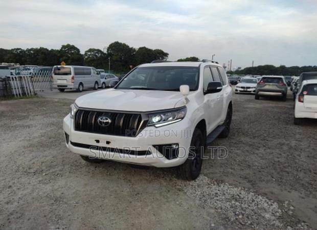 Toyota Land Cruiser Prado 2022