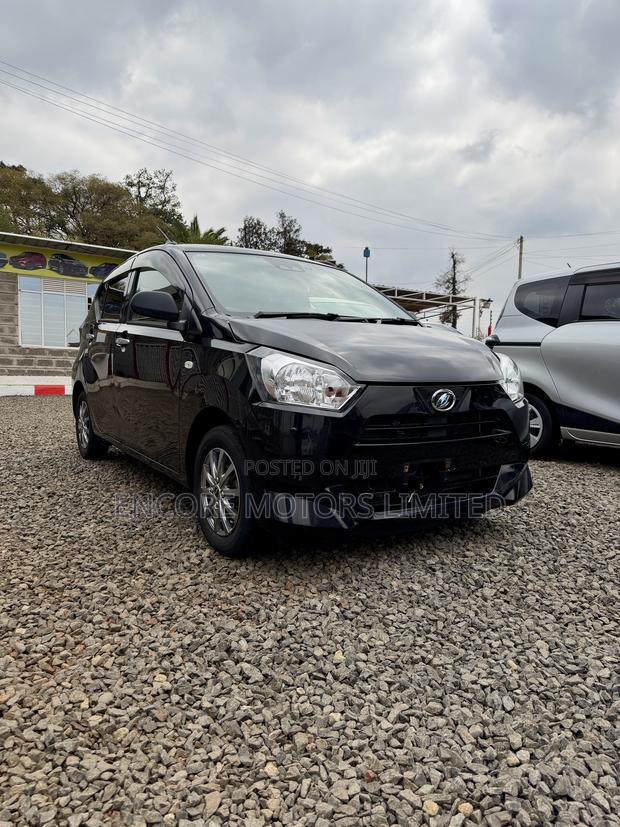 Daihatsu Mira 2019 Black