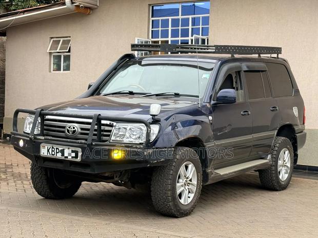 Toyota Land Cruiser 2003 Blue