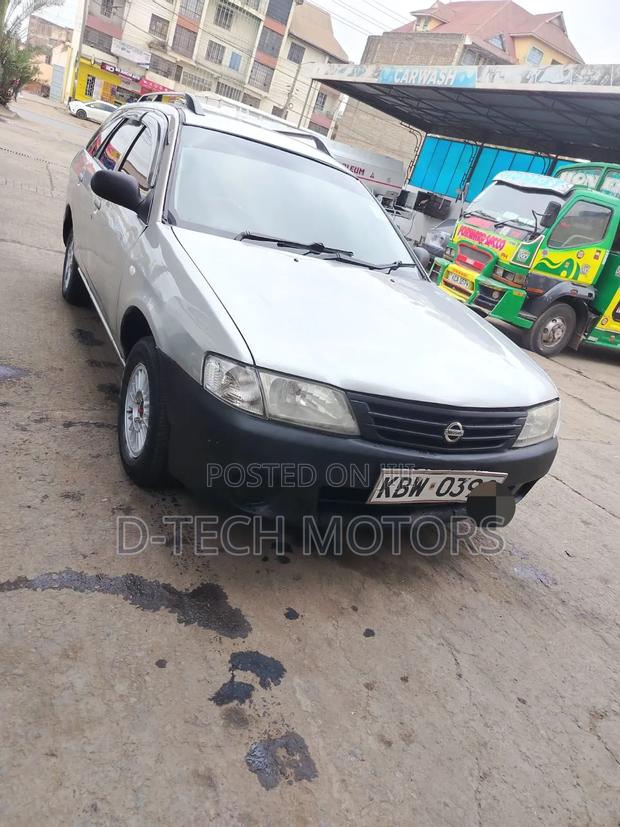 Nissan Advan 2005 Gray