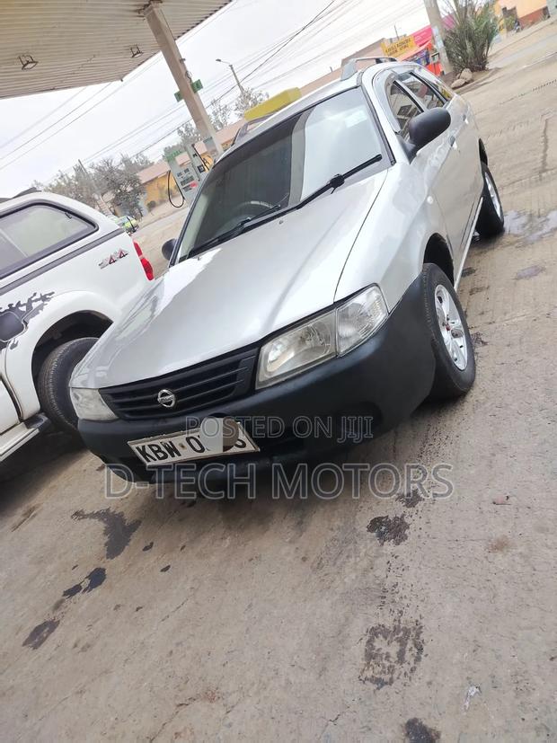 Nissan Advan 2005 Gray