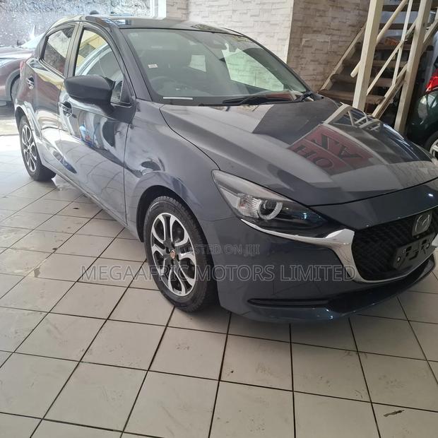 Mazda 2 2019 Blue
