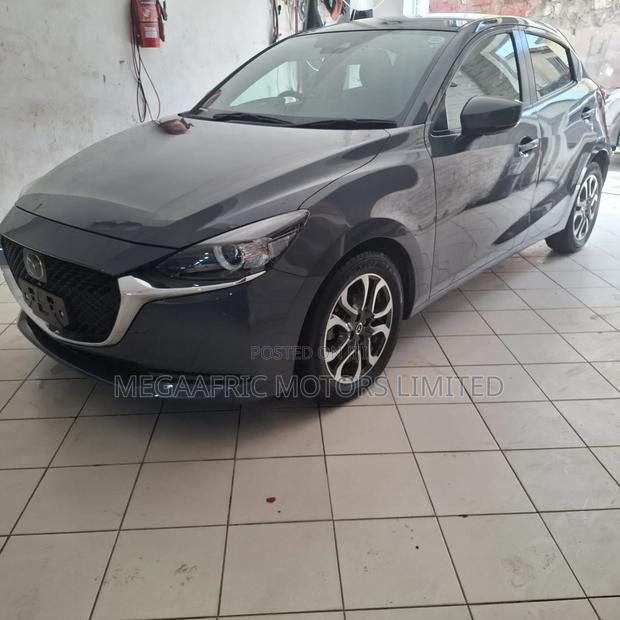 Mazda 2 2019 Blue