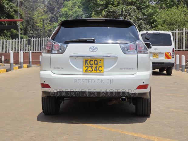 Toyota Harrier 2012 White