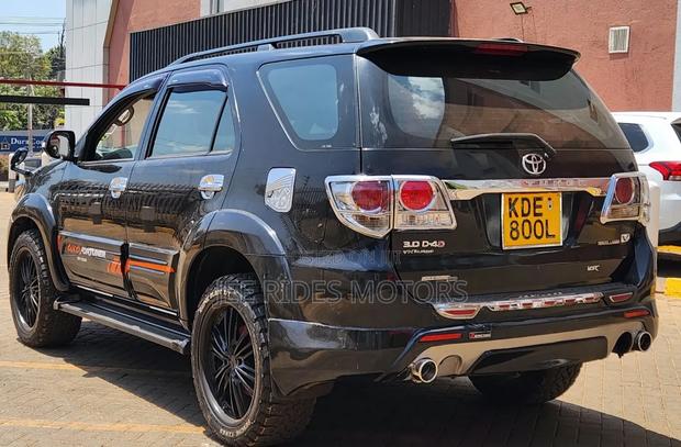 Toyota Fortuner 2014 Black