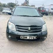 Toyota IST 2004 Black for sale