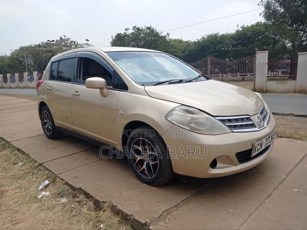 Nissan Tiida 1.5L 16V 2010 Gold