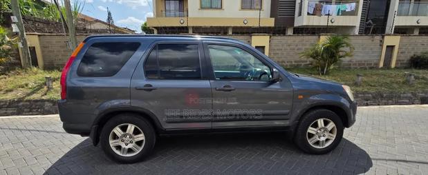 Honda CR-V 2004 Gray
