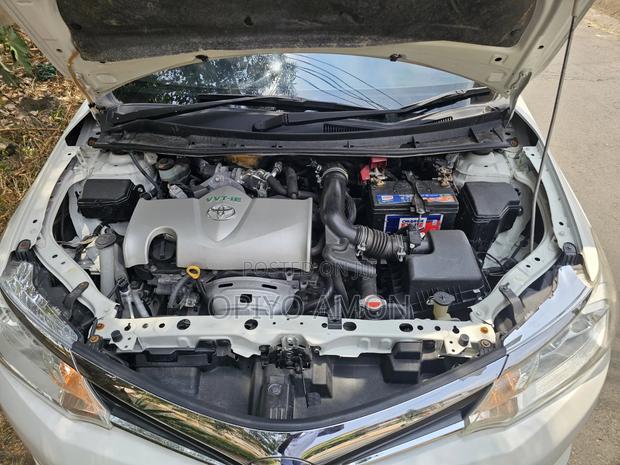 Toyota Corolla Fielder 2018 White