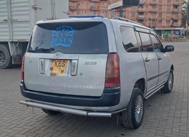 Toyota Succeed 2006 Silver