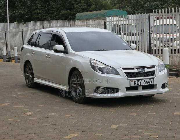 Subaru Legacy 2013 White