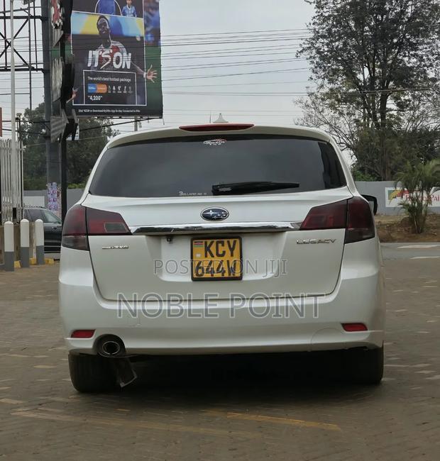 Subaru Legacy 2013 White