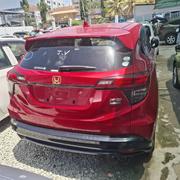 Honda Vezel 1.5 Hybrid 4WD 2019 Red for sale