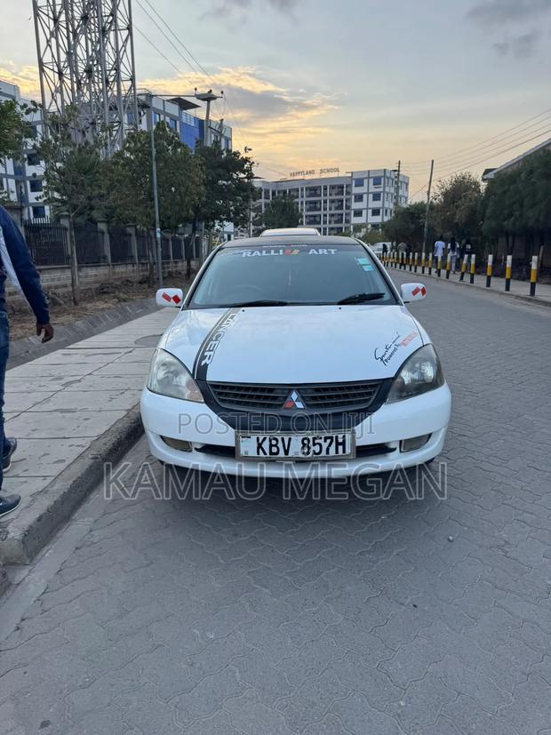 Mitsubishi Lancer 2005 White