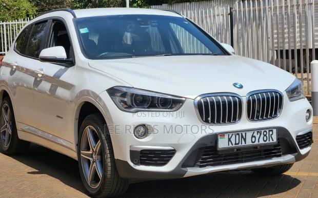 BMW X1 xDrive28i AWD 2016 Off white